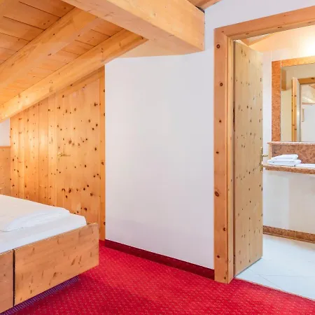 Paradies Pure Mountain Hotell
